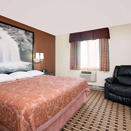 Hotel Super 8 By Wyndham Ashland Extérieur photo