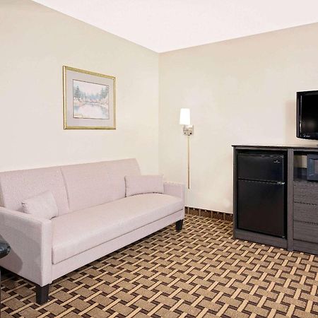 Hotel Super 8 By Wyndham Ashland Extérieur photo