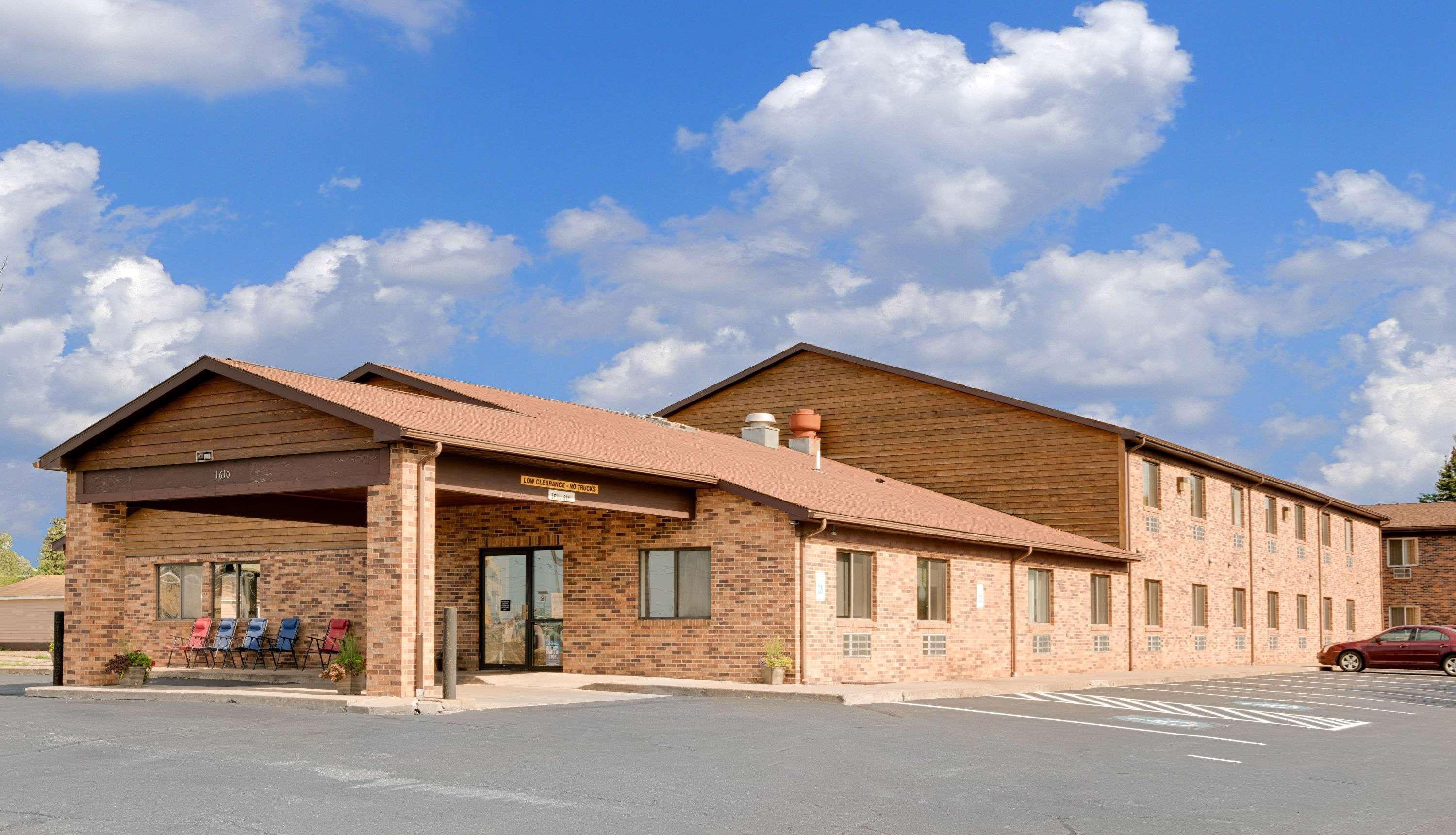 Hotel Super 8 By Wyndham Ashland Extérieur photo