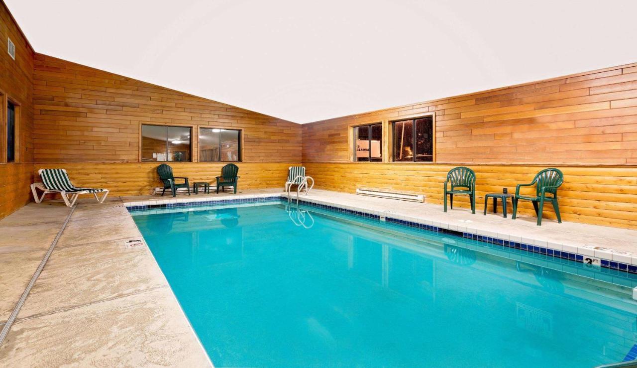 Hotel Super 8 By Wyndham Ashland Extérieur photo