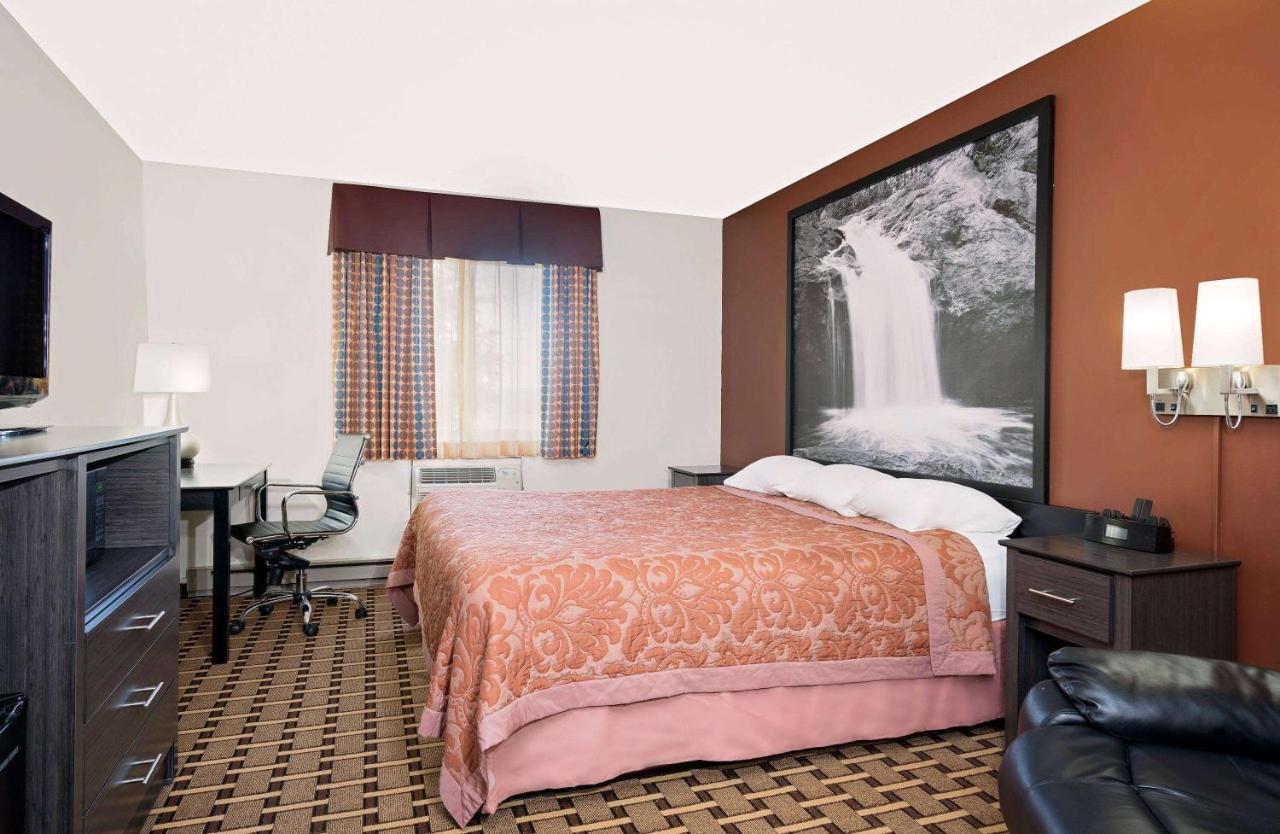 Hotel Super 8 By Wyndham Ashland Extérieur photo